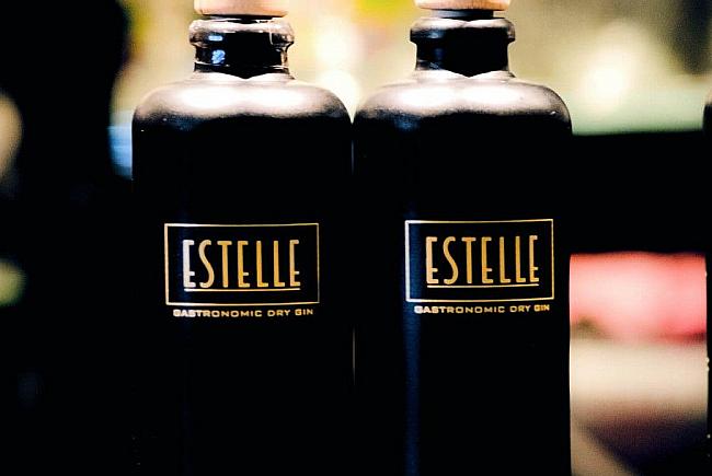 Estelle - Gin